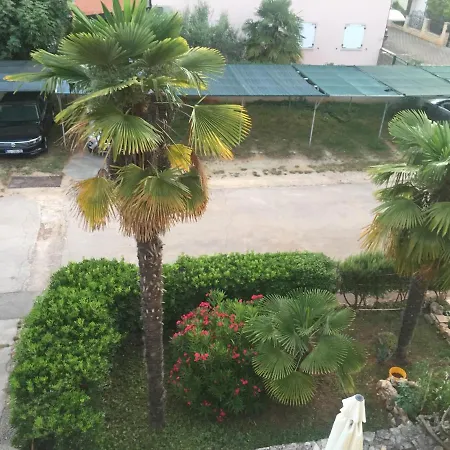 With A Parking Space Novigrad - 19678 Apartman