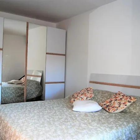 With A Parking Space Novigrad - 19678 Appartement *